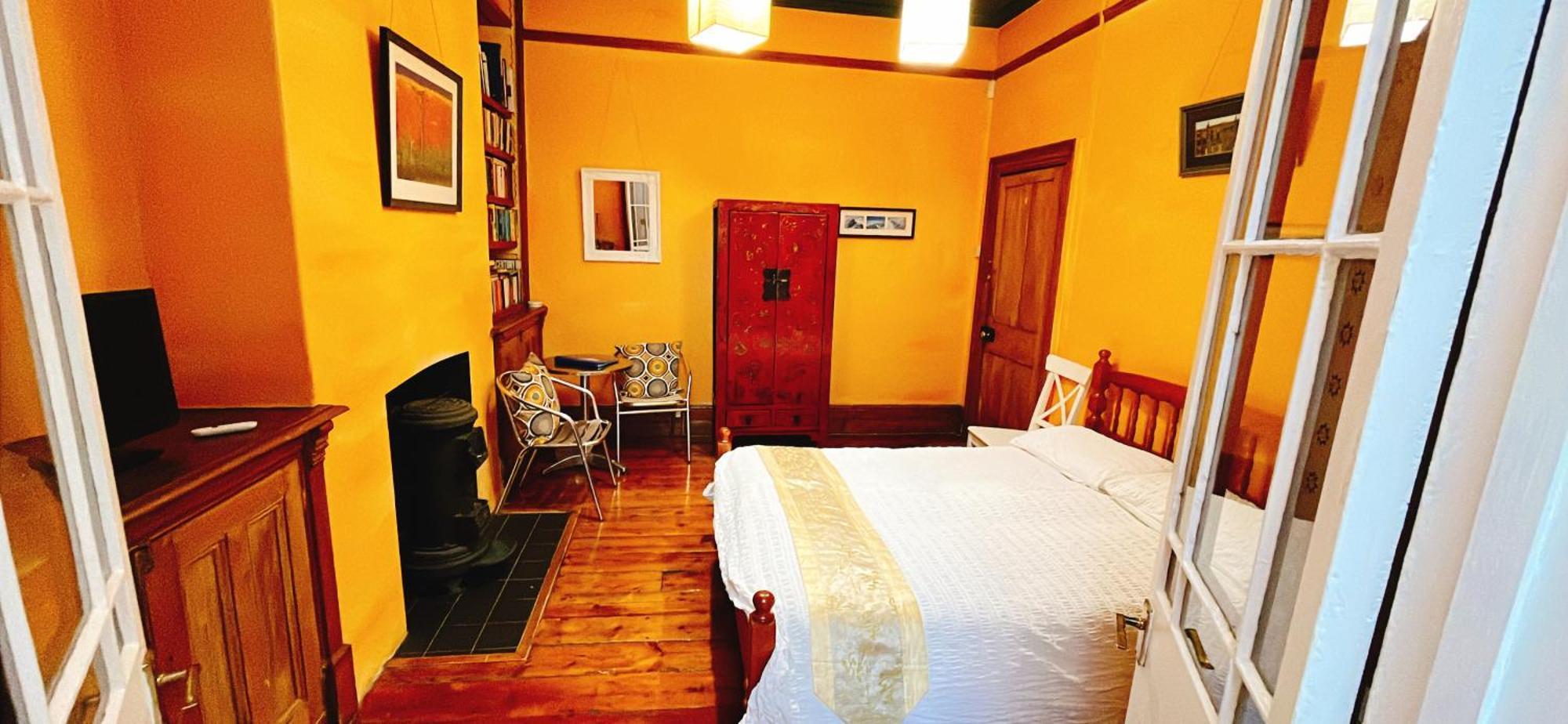 Funky Urban Jungle Bed & Breakfast Cardiff Eksteriør bilde