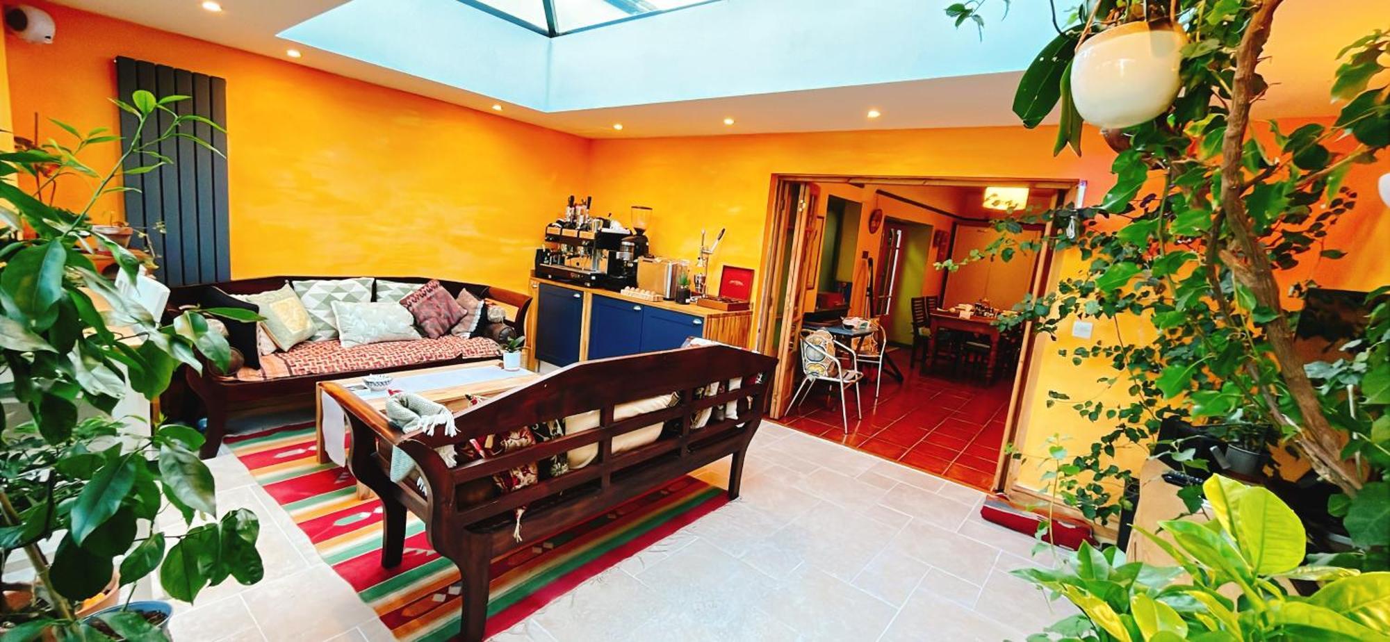 Funky Urban Jungle Bed & Breakfast Cardiff Eksteriør bilde